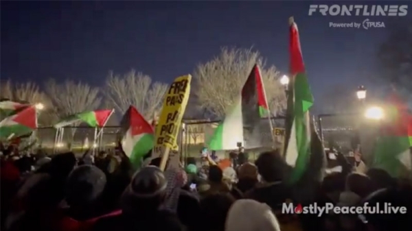 Massive Pro-Palestinian Protests at White House, Secret Service Intervenes