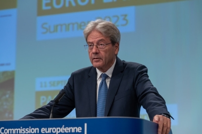 Gentiloni warns joint borrowing needed for green targets