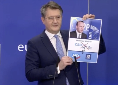 Far-right declare EPP leader their migration ‘poster boy’