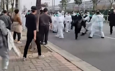 Lockdown war: Violent protests break out at China’s biggest iPhone factory
