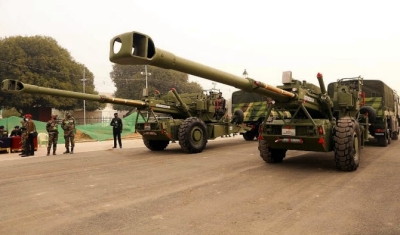 Germany will arm Ukraine with Indian Artillery Shells