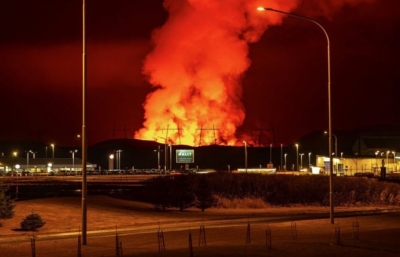 Volcano Erupts in Iceland, Lava Reaches town of Grindavik